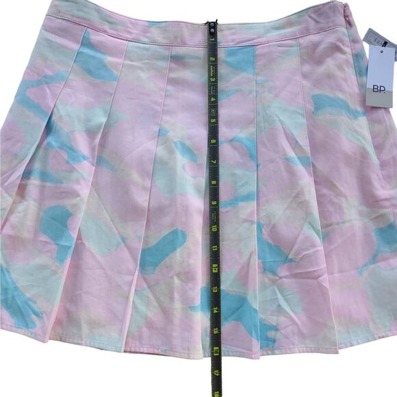BP NWT M pleated skirt worn on pretty little liars pastel camo mini skirt kelly - Picture 5 of 6